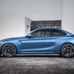 BMW M2 side