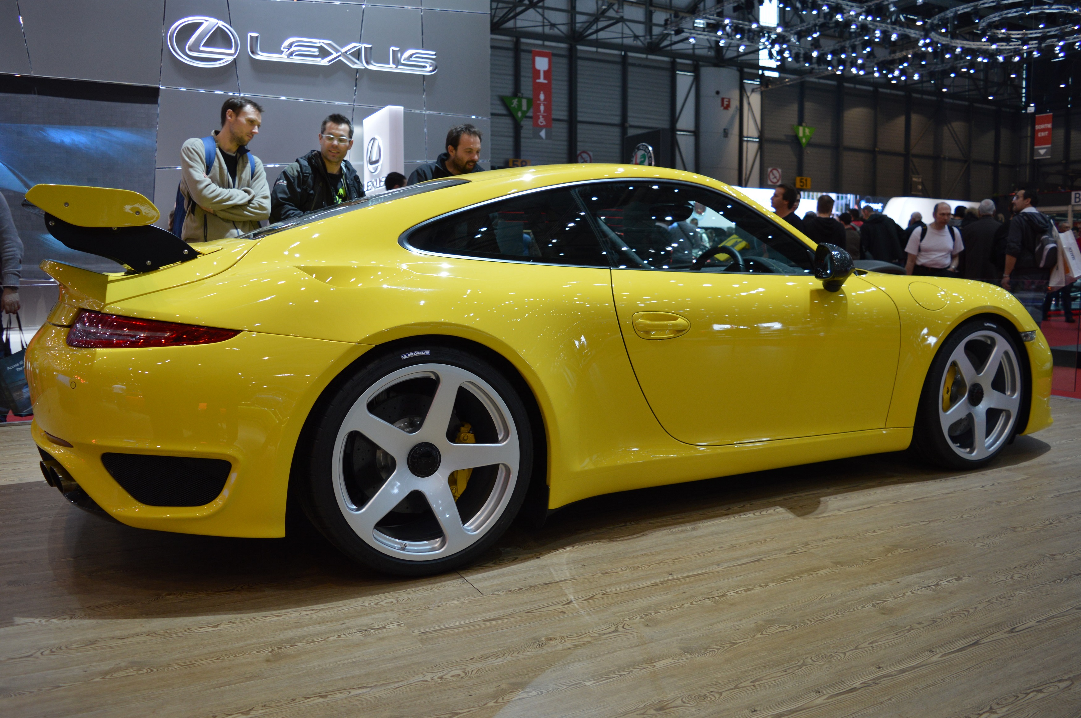 RUF RTR Narrow side, rear