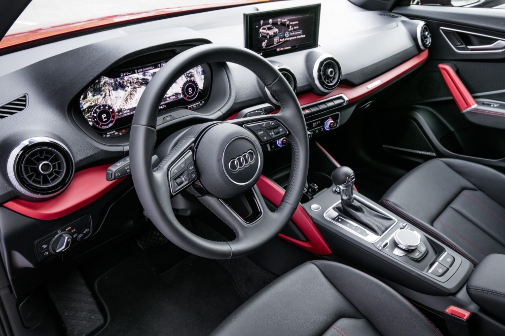 Audi Q2 dash