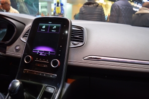 Renault Scenic display